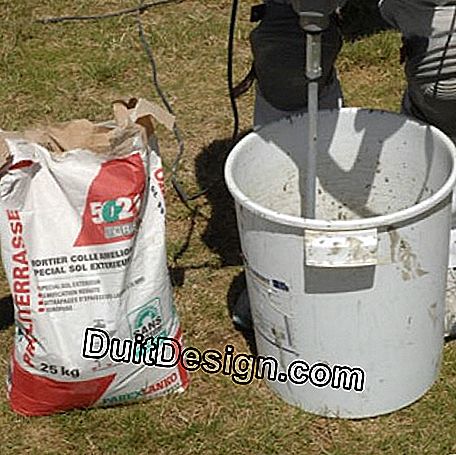 Dilution and mixing of the adhesive mortar