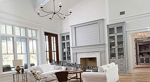 Ceiling pine paneling