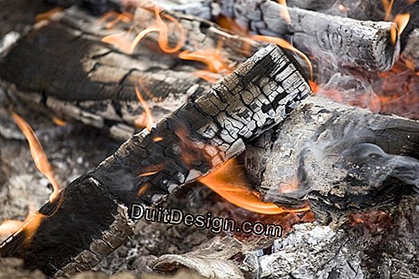 The use of wood ash in gardening