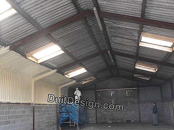 How to avoid condensation under a polycarbonate roof?