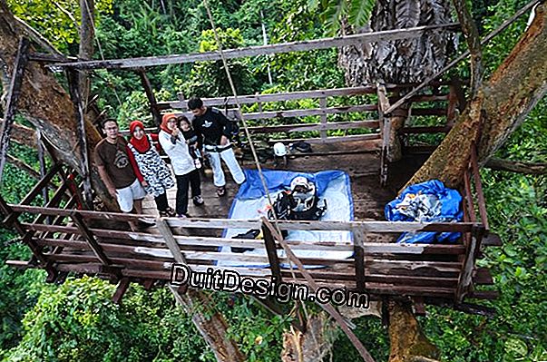 Dek kayu di atas papak konkrit dengan cerun sifar